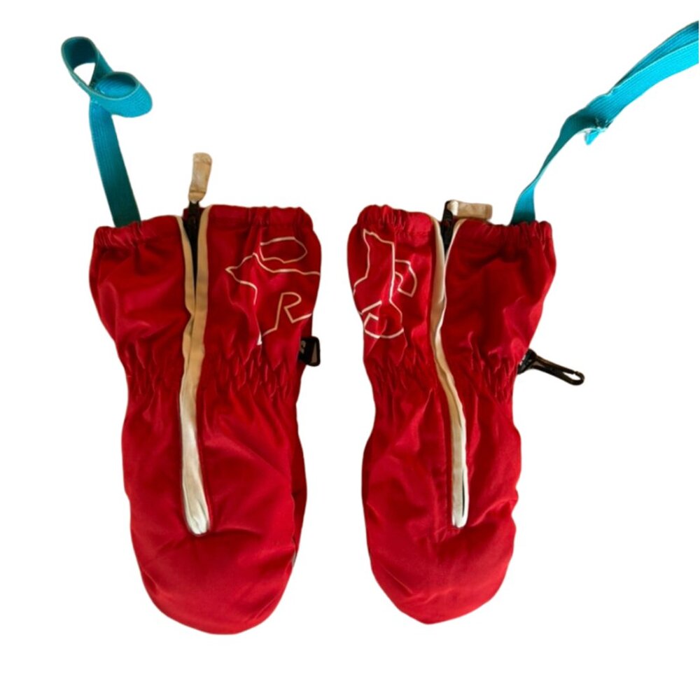 Toddler snow mittens with zip